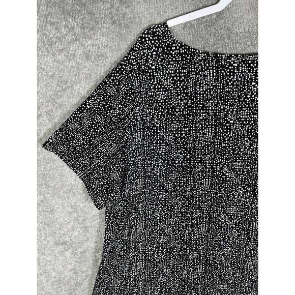 Croft & Barrow Black Textured Abstract Sharkbite Hem Top Womens‎ Size 3X Stretch - Picture 11 of 15